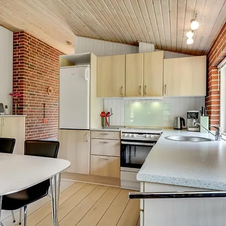 Vakantiehuis Skovvang 80 *